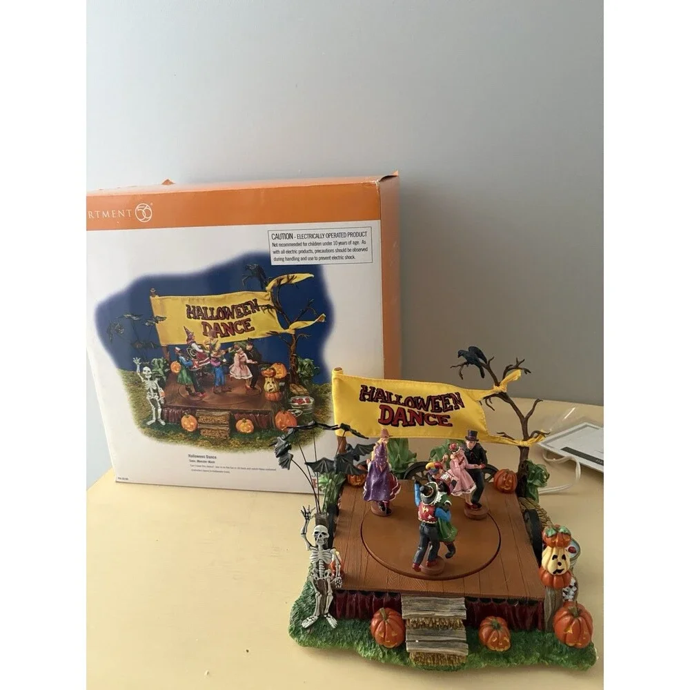Dept 56 Snow Village Halloween Monster Mash HALLOWEEN DANCE #55189 Works VIDEO